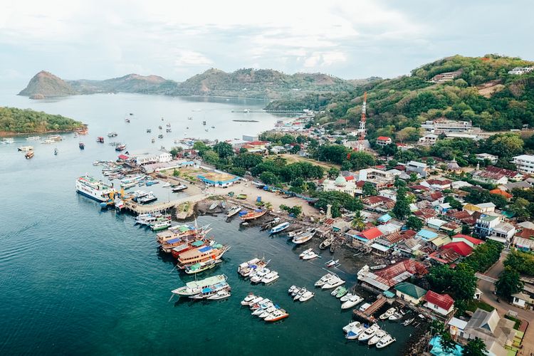 KEINDAHAN lABUAN bAJO