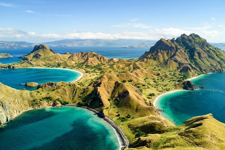 Pulau Padar sumber Shutter Stock